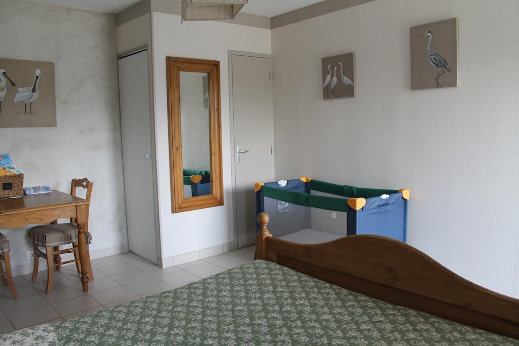 ヴァンヌ La Ferme Du Vincin Bed & Breakfast 部屋 写真